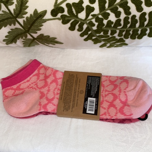 ❌❌❌SOLD SOLD❌❌❌❌NWT Coach Ankle Socks - Picture 4 of 8
